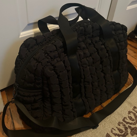 Puffy Duffle Bag - Picture 4 of 6